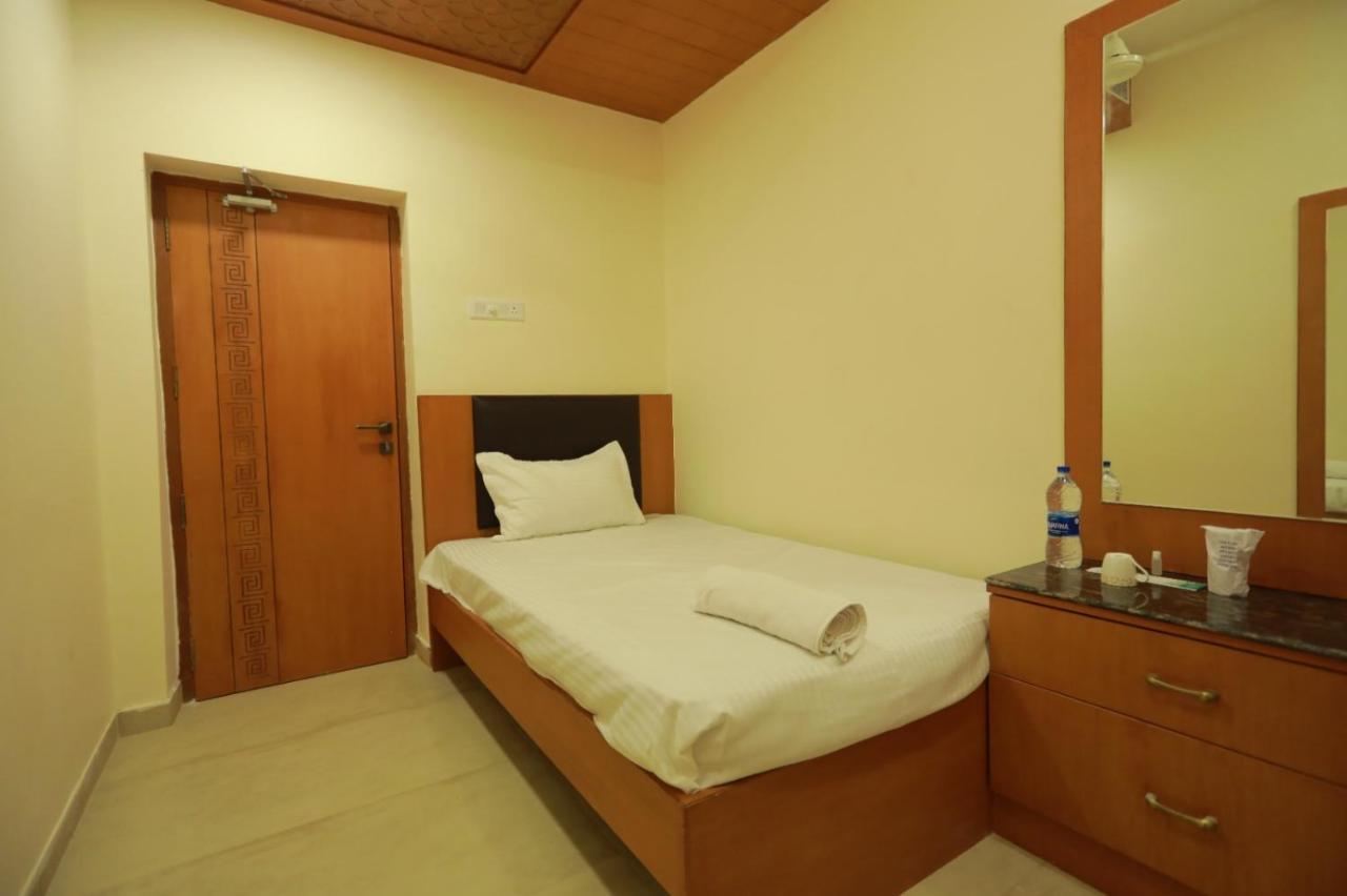 Hotel Ashok Palace Karur  ภายนอก รูปภาพ