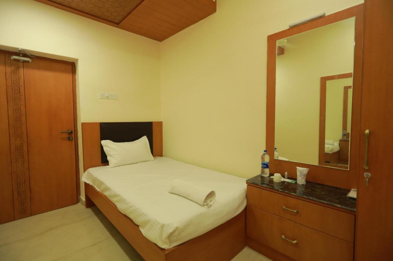 Hotel Ashok Palace Karur  ภายนอก รูปภาพ