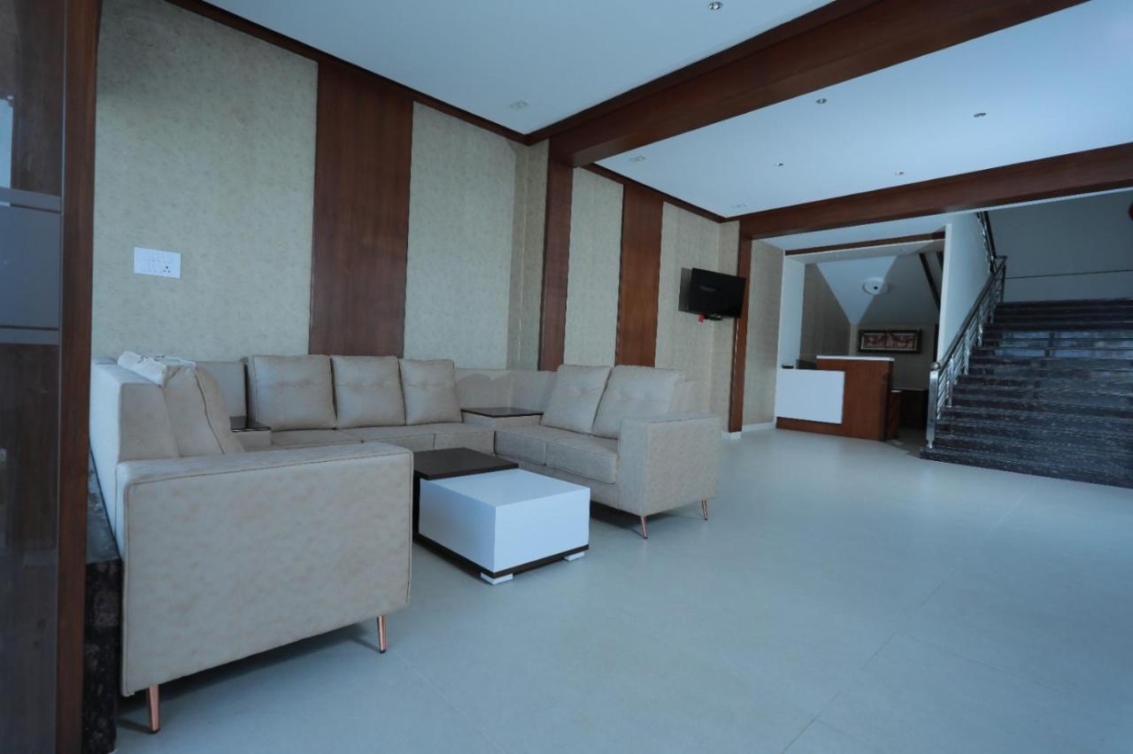 Hotel Ashok Palace Karur  ภายนอก รูปภาพ