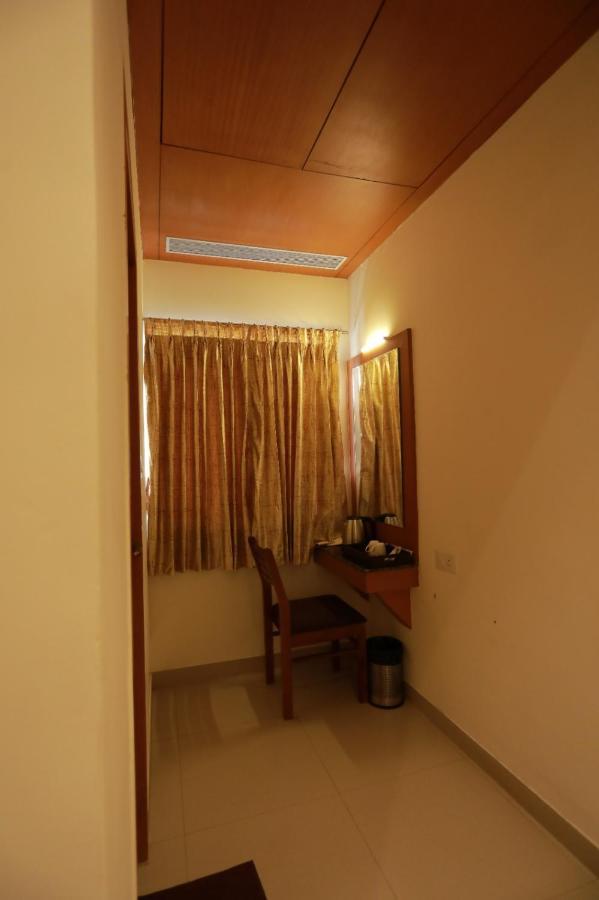 Hotel Ashok Palace Karur  ภายนอก รูปภาพ