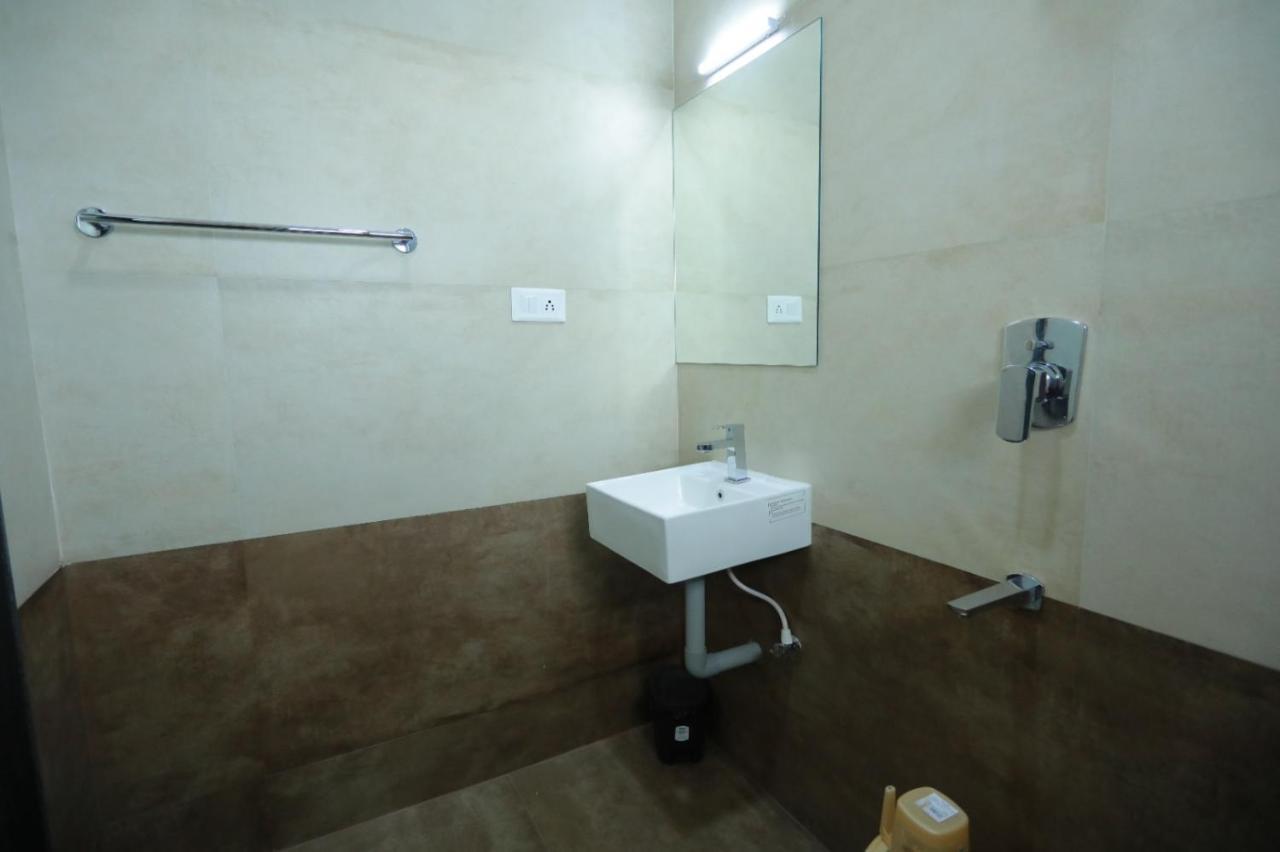 Hotel Ashok Palace Karur  ภายนอก รูปภาพ
